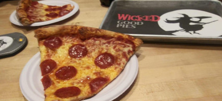 Wicked Good Pizza food