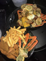 Monica's Crab Shack food