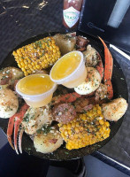 Monica's Crab Shack food