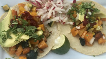 Gringos Mariachis food