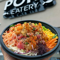 Pokii Eatery food