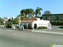 Rigoberto's Taco Shop outside