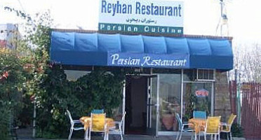 Reyhan outside