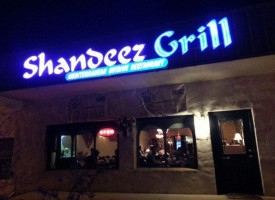 Shandeez Grill outside