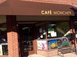 Cafe Moncher outside