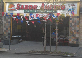 Sabor Andino outside