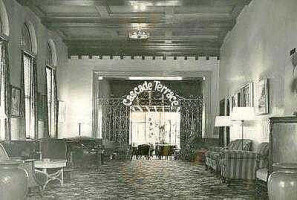 Ye Olde College Inn inside