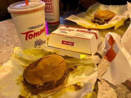 Tommy's Original World Famous Hamburgers food