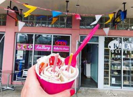 Iceburg Rolled Ice Cream Frozen Yogurt outside