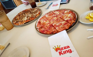 Pizza King food