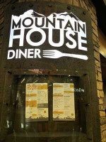 Mountain House Diner outside