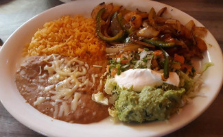 Maravilla's Mexican Grill food