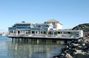 Scoma's Sausalito outside