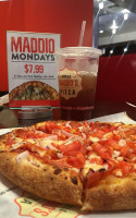 Uncle Maddio's Pizza Waterford food