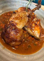 Palette Bar and Grill food