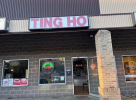 Ting Ho outside