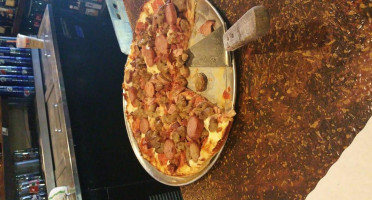 Nashoba Club Pizza Taproom food