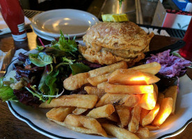Old Canal Inn food