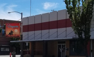 El Vaquero Restaurant outside