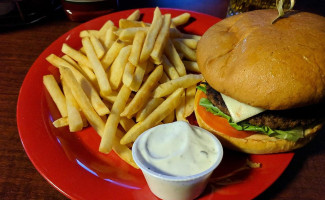 Gators Sports And Grill food