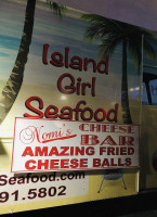 Island Girl Seafood outside