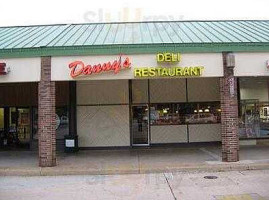 Danny's Deli outside