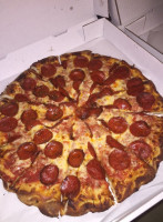 Donna D's Family Pizza food