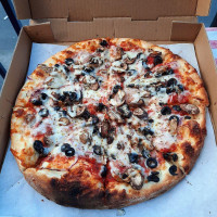 Janos Pizza food