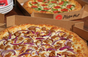 Pizza Hut food