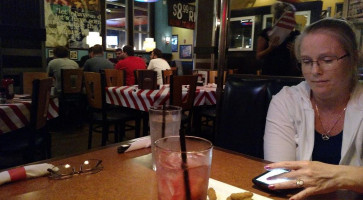 Tgi Fridays inside