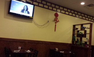 Lins China inside