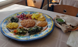 Hawwi Ethiopian food