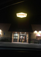 Denny's outside