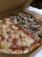 Great American Pizza Company food