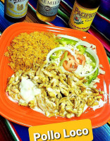 Los Gallos Mexican Grill food