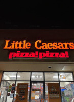 Little Caesars Pizza outside