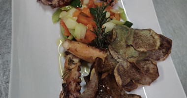 Euro Grill food