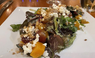 Pairings Bistro food