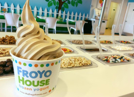 Froyo House Bay Hills drink