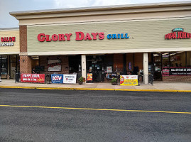 Glory Days Grill outside