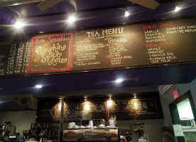 Zume's Coffee House inside