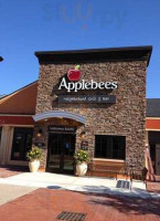 Applebee's Cranston outside