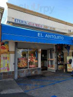 El Antojito Tacos Y Mariscos outside