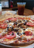 Mod Pizza food