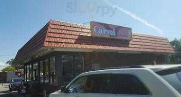 Carvel outside