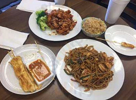 Mian Bistro food