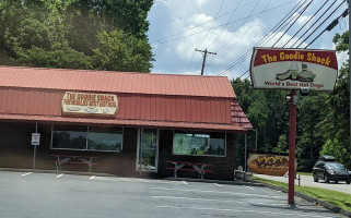 The Goodie Shack outside