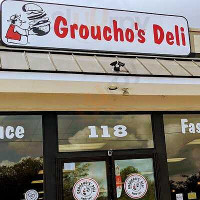 Groucho's Deli outside