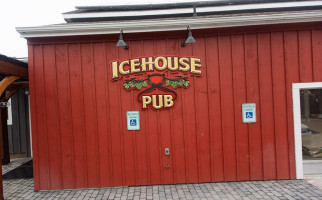 Ice House Pub outside