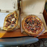 Pizza Hut food